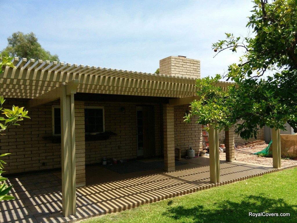 Aluminum patio covers by Royal Covers of Arizona in Glendale, AZ.