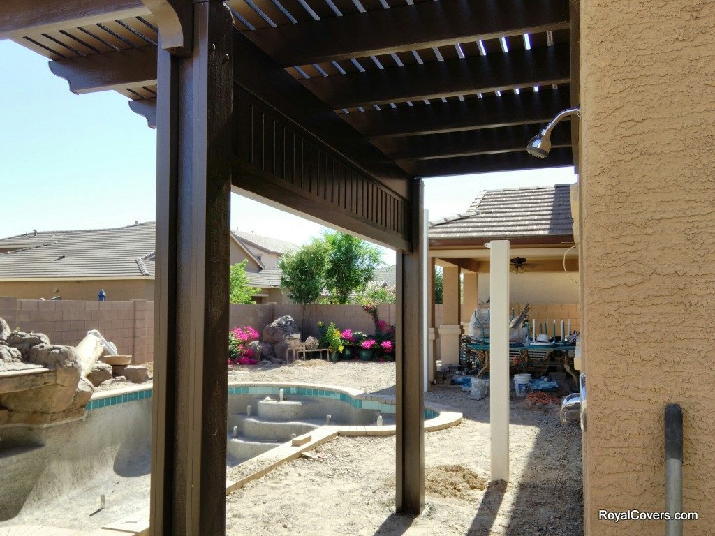 Choosing Alumawood colors to accent your home in Gilbert, AZ.